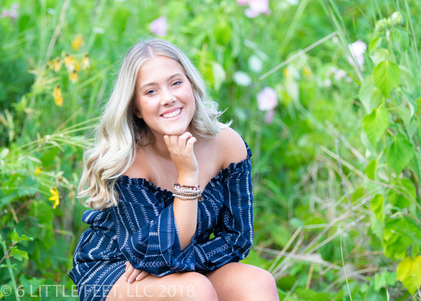 MOLLY C | senior – 6 little feet