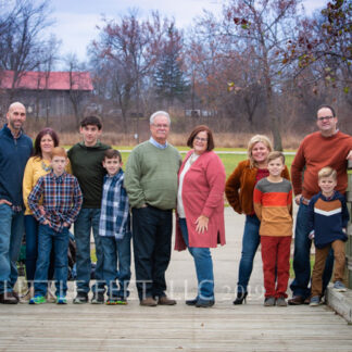 191129_GaryLaurieExtendedFamily_183