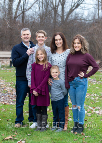 191130_LarryJanExtendedFamily_005-PSedit