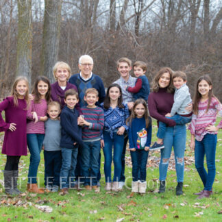 191130_LarryJanExtendedFamily_013-PSedit-2