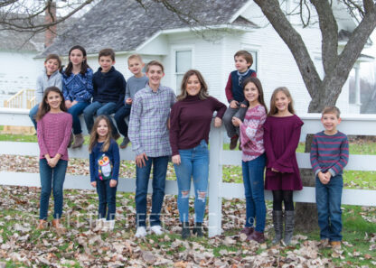 191130_LarryJanExtendedFamily_023