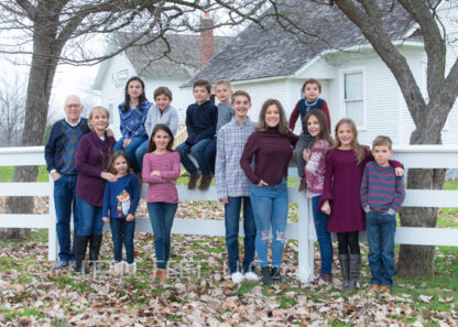 191130_LarryJanExtendedFamily_034