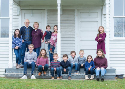 191130_LarryJanExtendedFamily_046