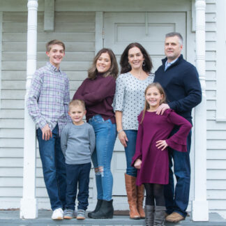 191130_LarryJanExtendedFamily_068