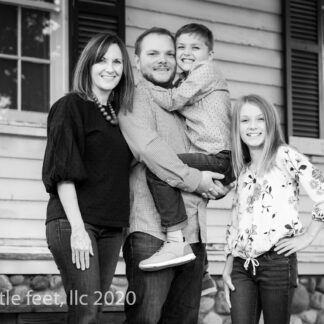 20200926_SteveCaryFamily_024-PSedit-2