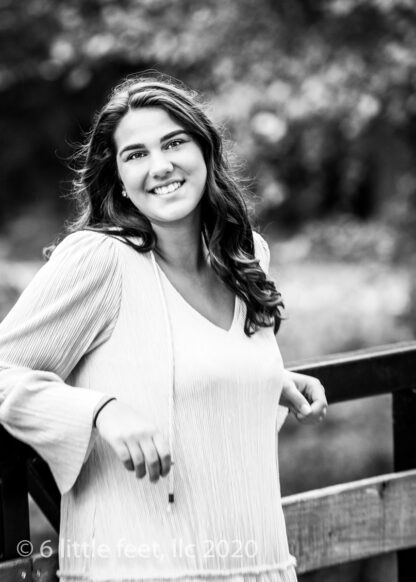 2020_ClaireSenior_003-2