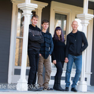 20201114_EricShawnnaFamily_015