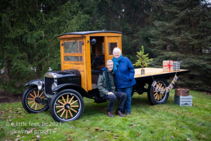 20211121_RayPatChristmasMini_002-2