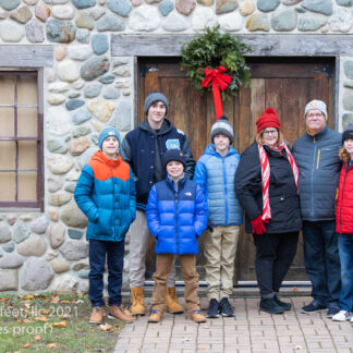 20211126_GaryLaurieExtendedFamily_013