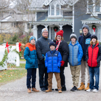 20211126_GaryLaurieExtendedFamily_016