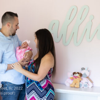 20220625_AllieNewborn_010-2