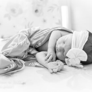 20220625_AllieNewborn_017