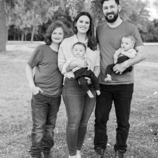 20220910_MarkTheresaExtendedFamily_007-2