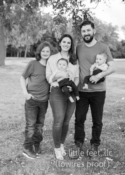 20220910_MarkTheresaExtendedFamily_007-2