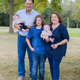 20220910_MarkTheresaExtendedFamily_010