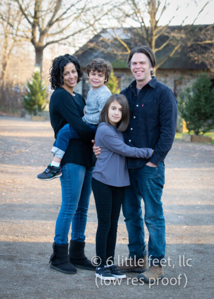 20221123_CraigDiannExtendedFamily_009-Edit