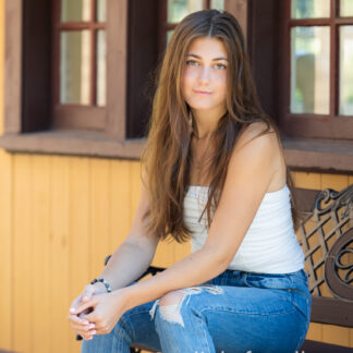 20230819_EllieSenior_001