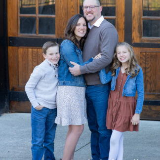 20231111_KyleEmilyFamily_020