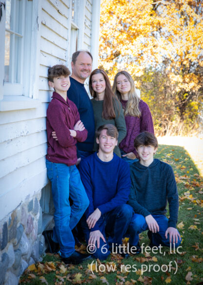 20231118_KenMiriamExtendedFamily_031