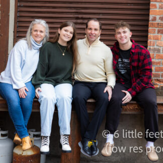 20240105_PaulTaniaFamily_001