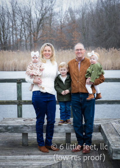 20240106_RickLoraleeExtendedFamily_008